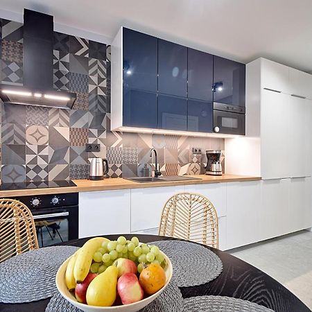 E-Apartament Nad Morzem Apartamentuj Мельно Экстерьер фото