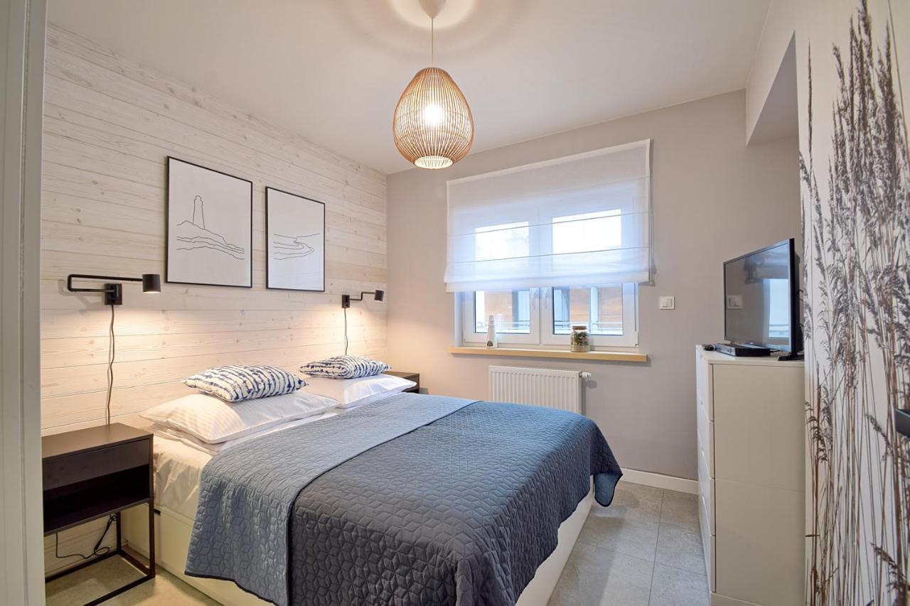 E-Apartament Nad Morzem Apartamentuj Мельно Экстерьер фото